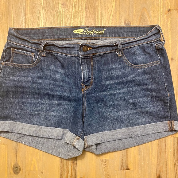 Old Navy, jean shorts, Boyfriend fit, size 10 - Picture 1 of 7